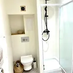 Maison Charmante Avec Terrasse, 2 Apartamento *